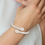 Sterling Silver Polished Twist Patterned Hinged Bangle - Image 4